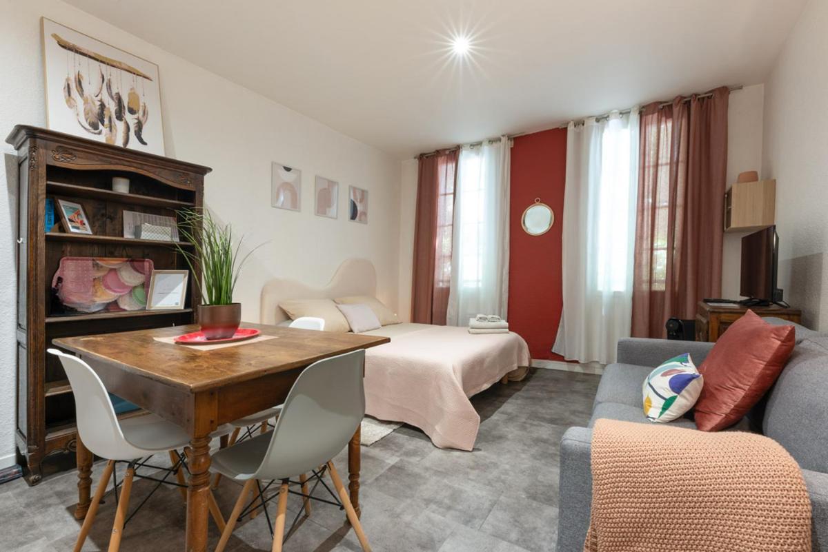 La Casita - Studio Confort Avec Parking Prive - Lit Douillet - Centre Uzes, Pont Du Gard Exterior photo